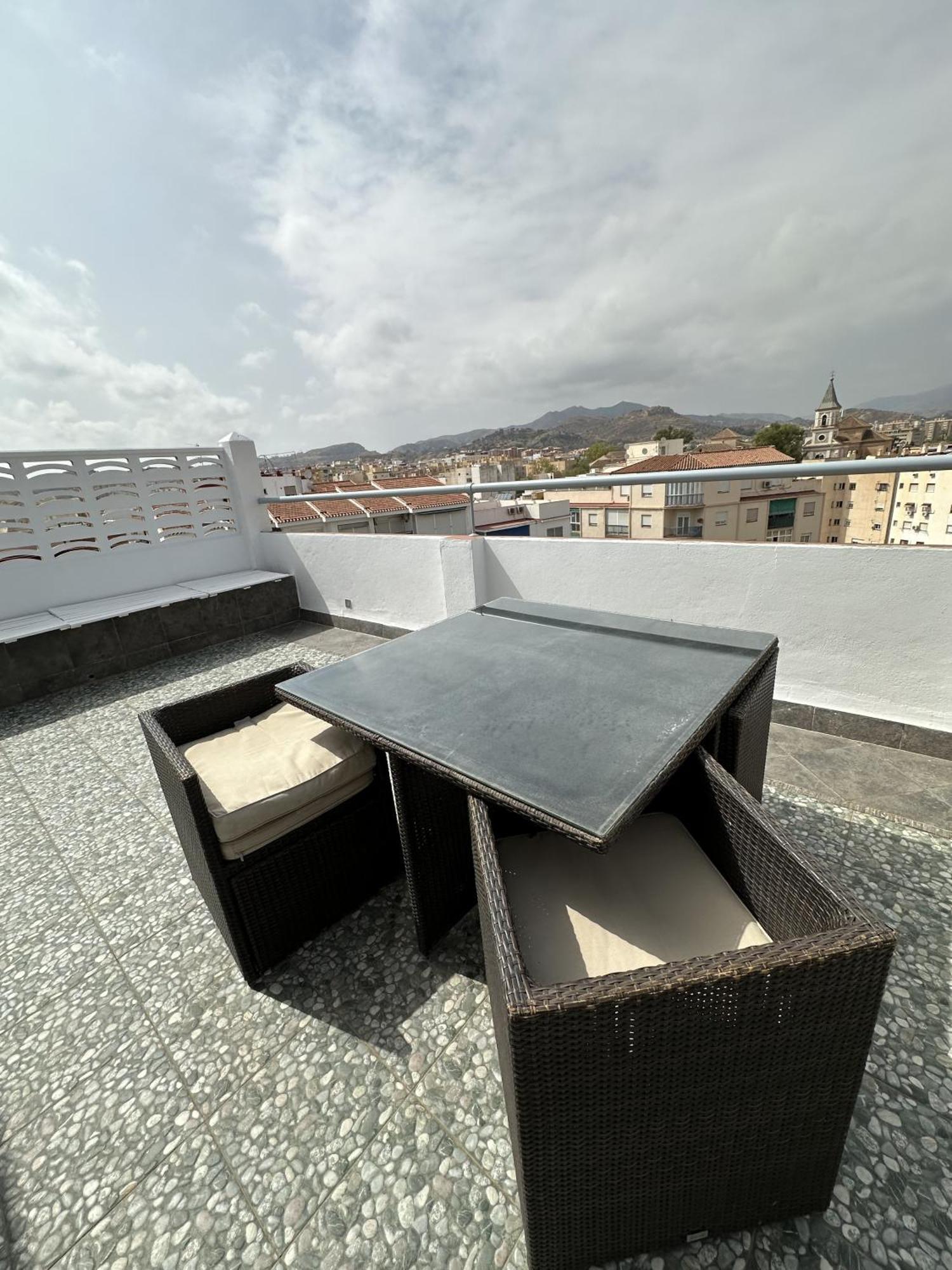 Atico Plaza Bailen Centro Apartment
